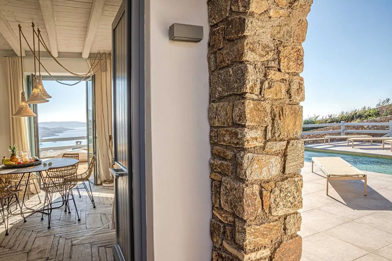 Villa Iakinthos By Mykonian Kazarte Mykonos Town 0*,  Grækenland