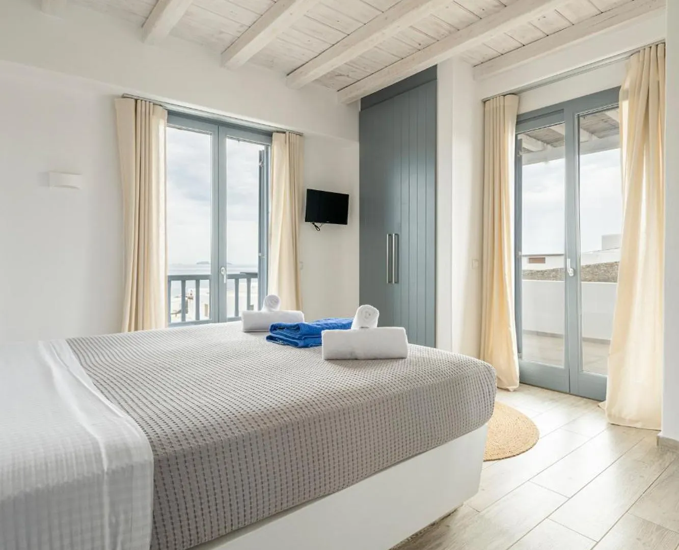 Villa Iakinthos By Mykonian Kazarte Mykonos Town